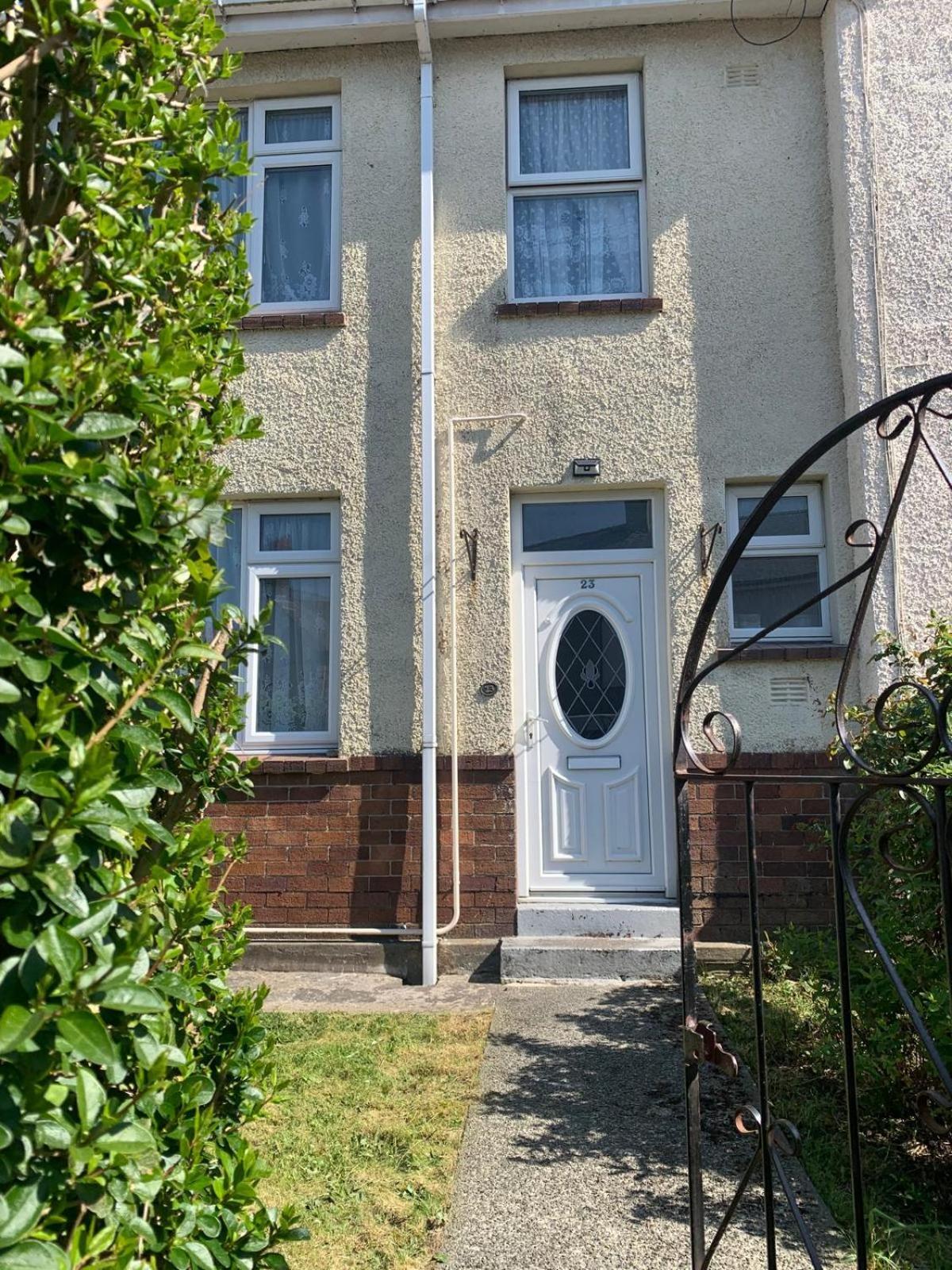 Room Only Guest Accommodation, Guest House Self Catering Bangor  Dış mekan fotoğraf