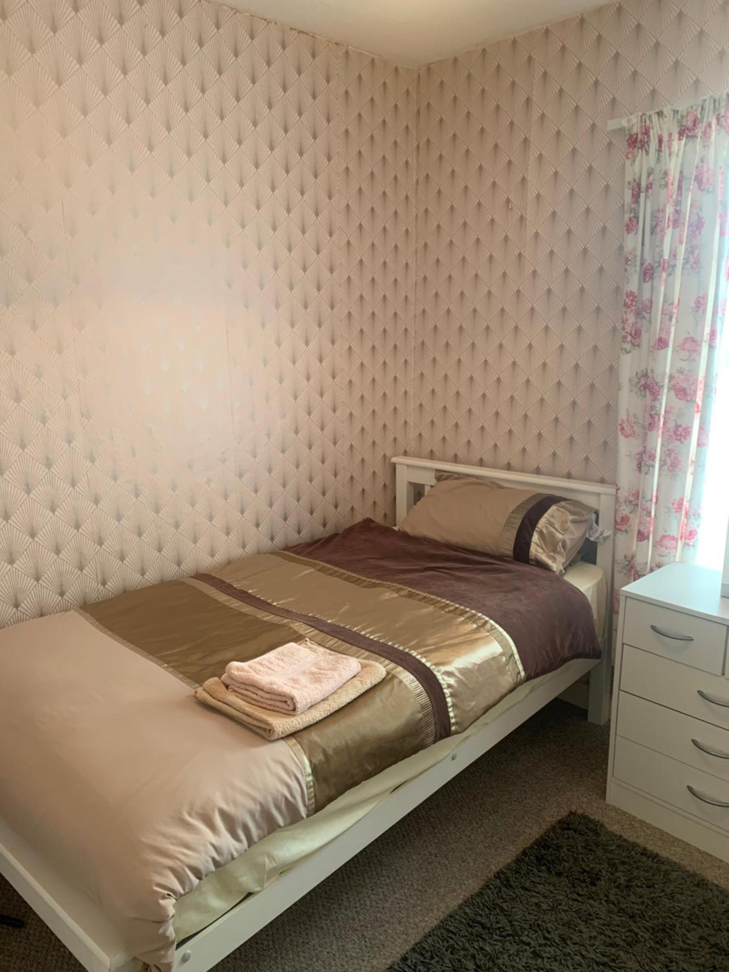 Room Only Guest Accommodation, Guest House Self Catering Bangor  Dış mekan fotoğraf